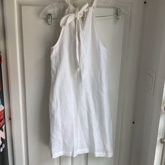 Gap White linen halter summer dress in white size 0 lined pockets and worn 1x - Picture 3 of 6